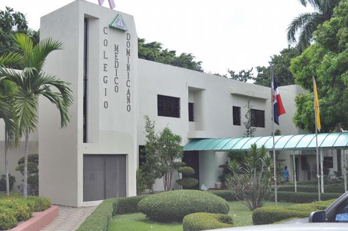 Colegio Médico Dominicano enfrentará examen único