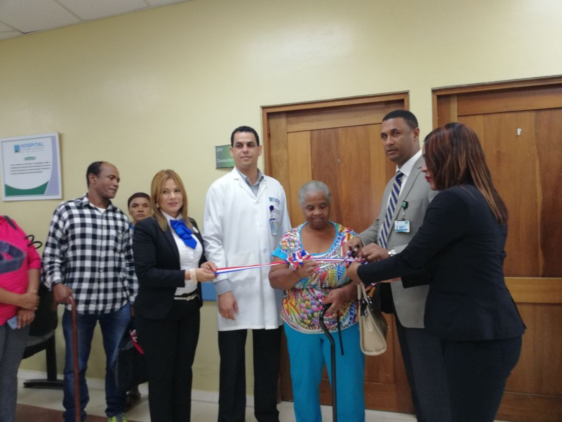 Inauguraciu00f3n de consultorios Ney Arias Lora