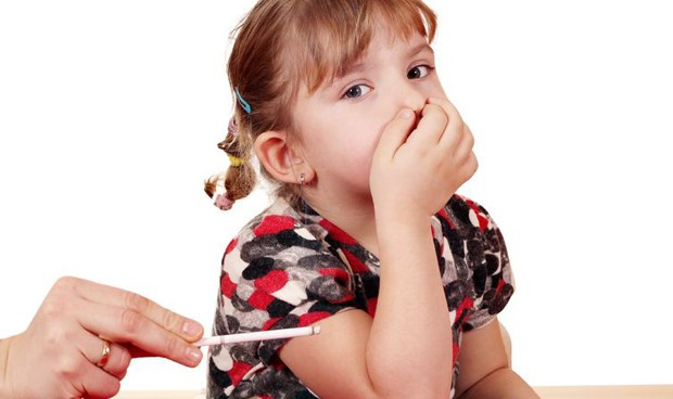 Los bebes los mas afectados por el rastro del tabaco en muebles y paredes 3837 620x368