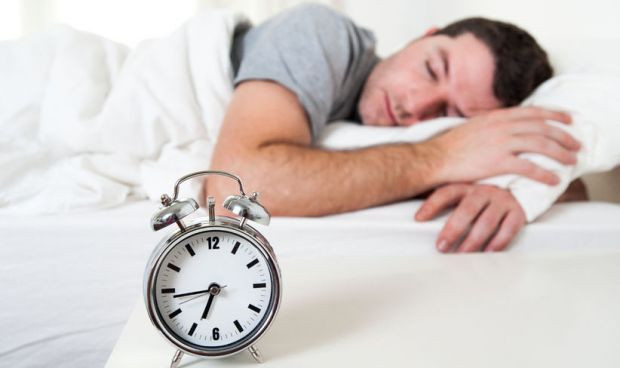 Los medicos revelan cuantas horas hay que dormir para proteger el corazon 6734 620x368 (1)