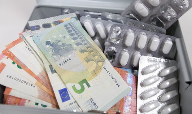 La industria farmaceutica registra su mayor descenso de pedidos en 16 meses 4057 620x368