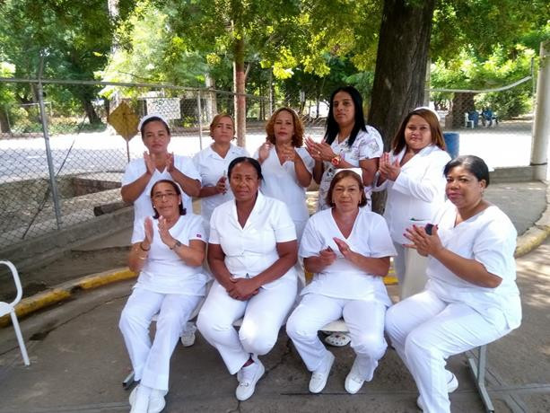 Enfermeras paralizan labores en hospital de guayubin en demanda de mas personal medico