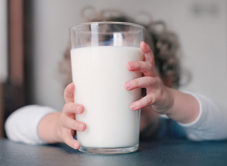 O MILK facebook