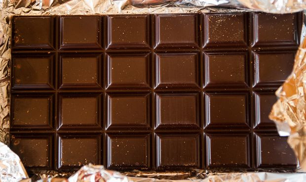 No hay pruebas concluyentes para afirmar que el chocolate previene el ictus 8271 620x368