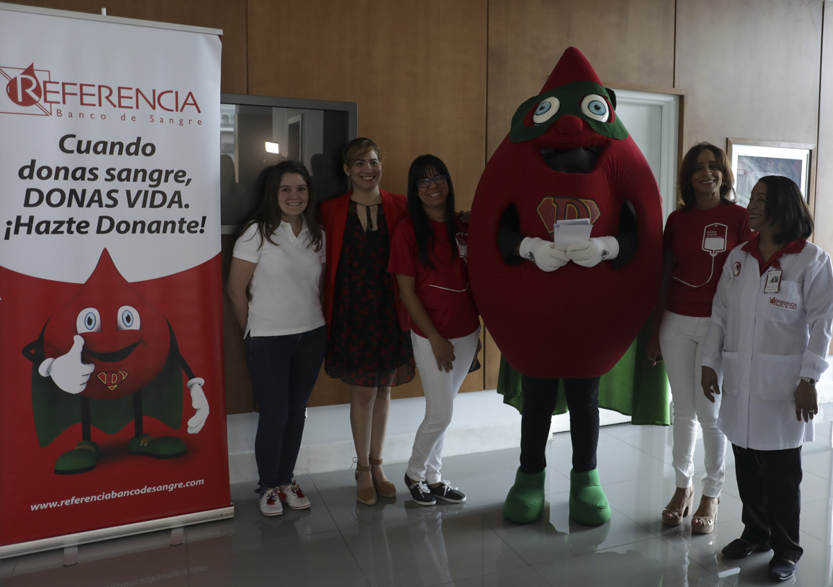 0D6A 3523 Principal. Priscilla Kelly, Diana Ramu00edrez, Wilma Santana, Rainelda Flores y Mary Robles