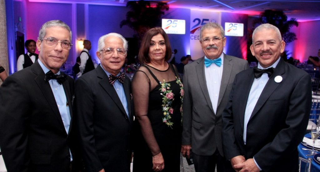 Principal Joaquu00ecn Mendoza Priamo Peu00f1a Tiu00f3 Marisela Torrres Frank Ferrerira y Claudio Almonte 1 1024x550