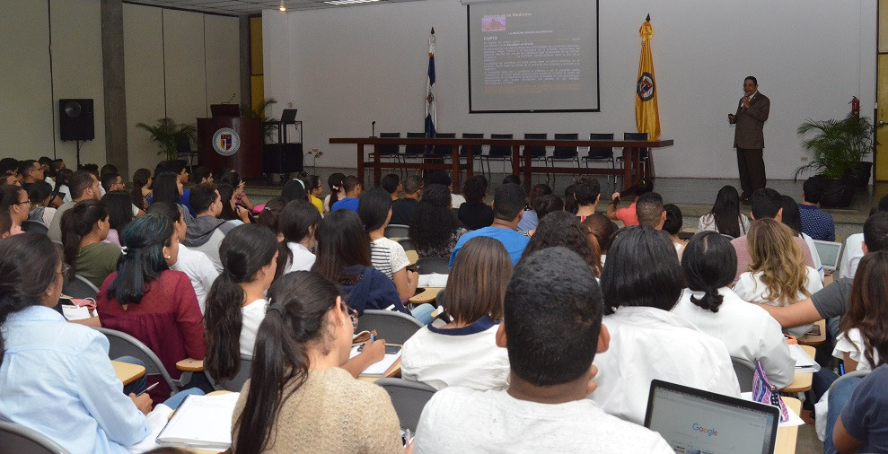 Conferencia Historia de la Medicina  FRANK ESPINO