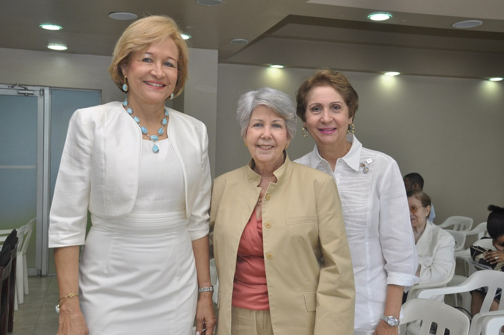 Matilde Farach, Maru00eda Teresa de Pu00e9rez y Jacqueline Pou.
