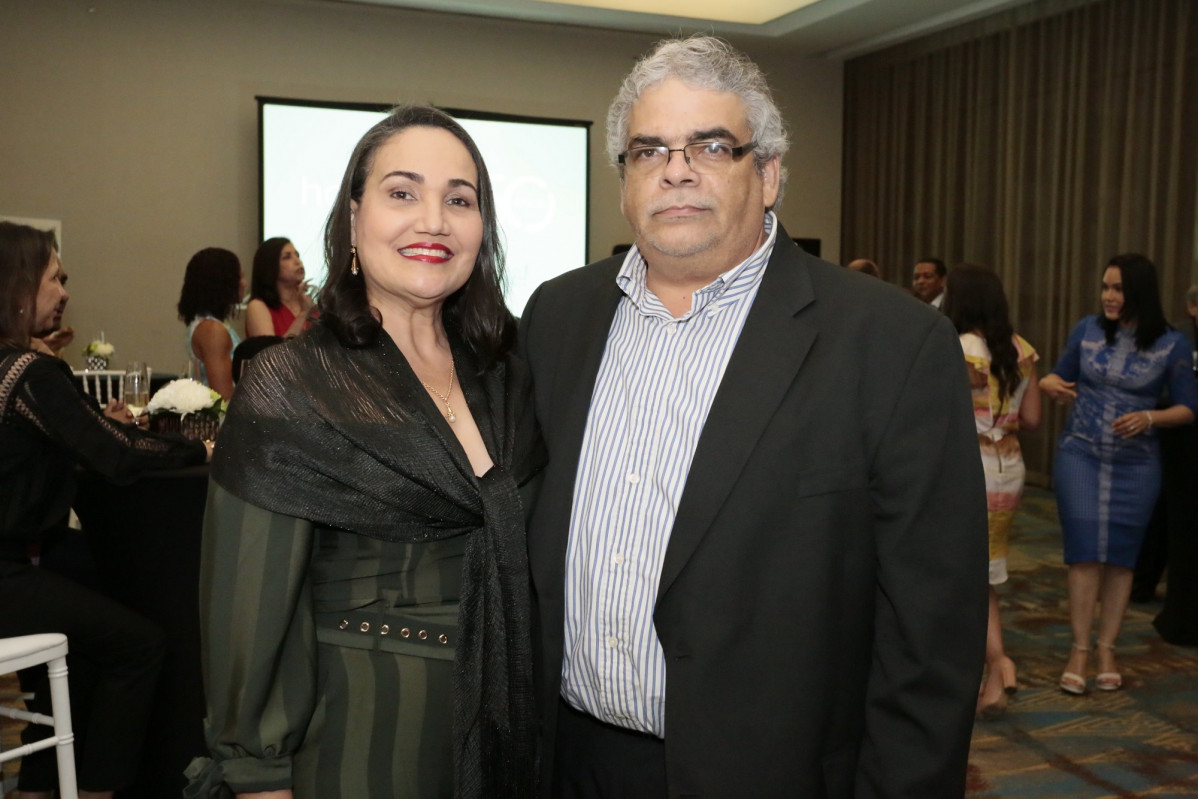 Ellen Hilario, Luis Miniu00f1o