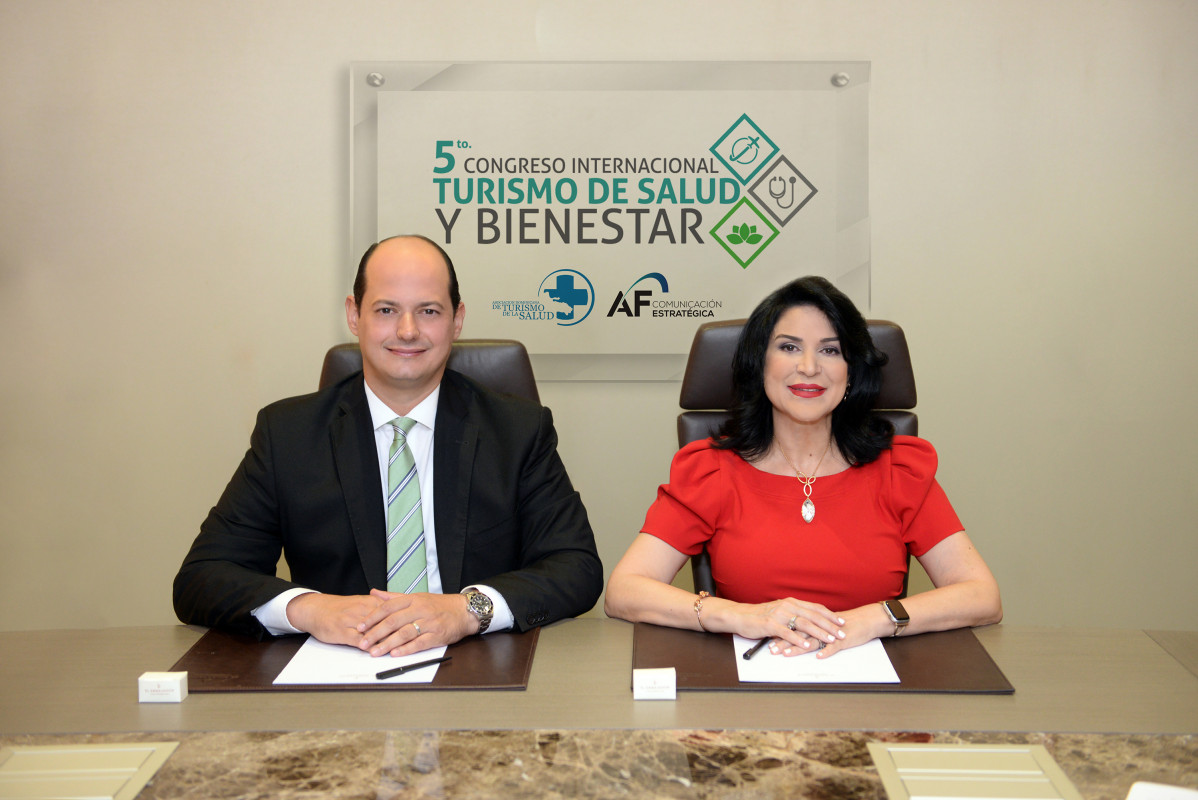 Dr. Alejandro Cambiaso y Amelia Reyes Mora anuncian congreso