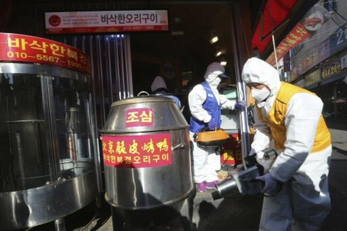 Ya son 908 muertos entre los 40 171 infectados por coronavirus en china