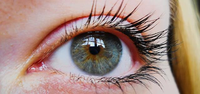 Close up of a womans eye