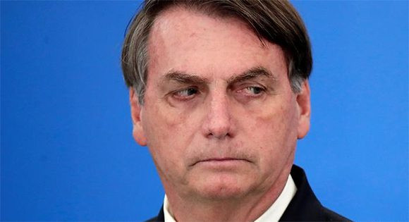 Bolsonaro fondo azul 580x315