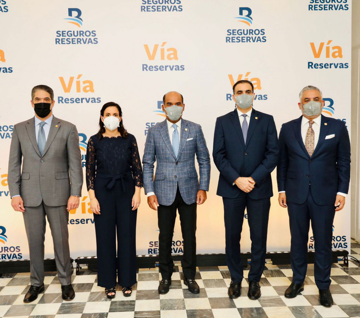 PRINCIPAL 1  Hu00e9ctor Hernu00e1ndez, Linda Su00e1nchez, Vu00edctor Rojas, Carlos Alma y Luu00eds Meju00eda