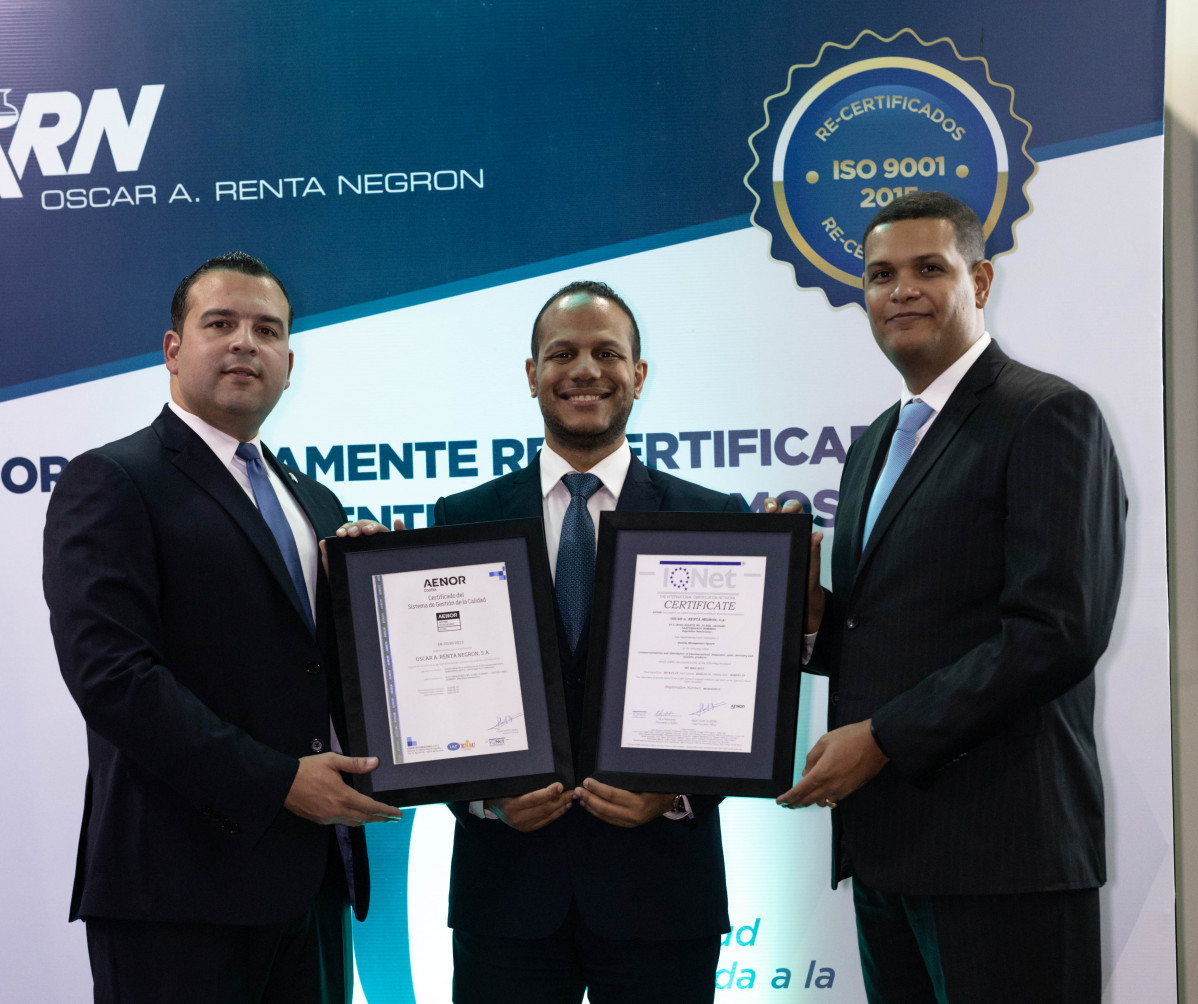 Alvaro Martinez Director Comercial OARN, Ariel Espejo AENOR y Rene Herrera Gerente de Calidad OARN