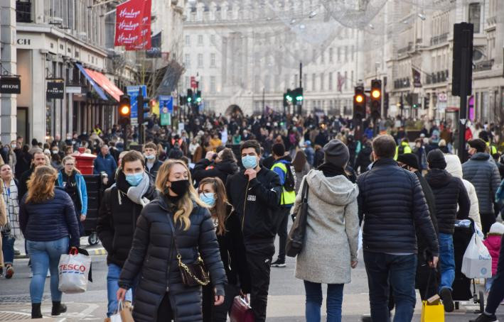 People with face masks on Regent Street