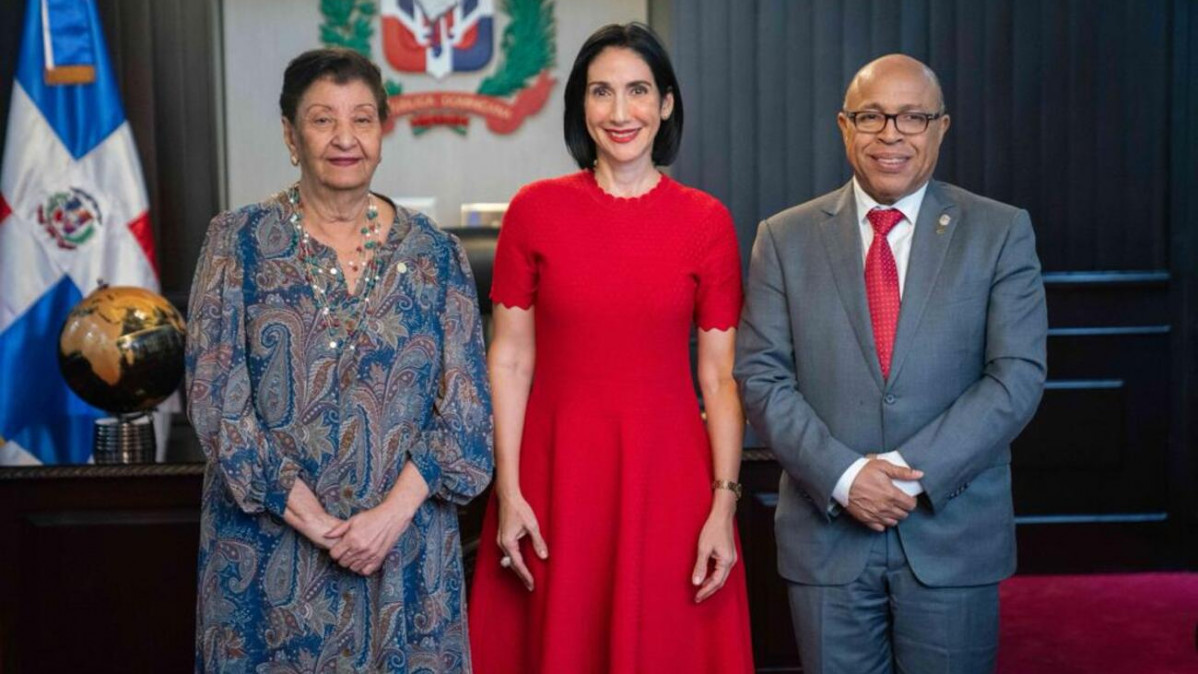 Besaida Santana, Raquel Arbaje y Alfredo Pacheco (1)