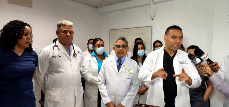 Protesta de medicos en hospital juan xxlll 1 627c6359964f5 768x359