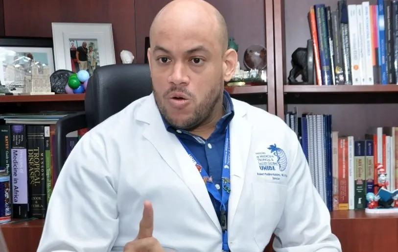 Doctor Robert Paulino Ramu00edrez