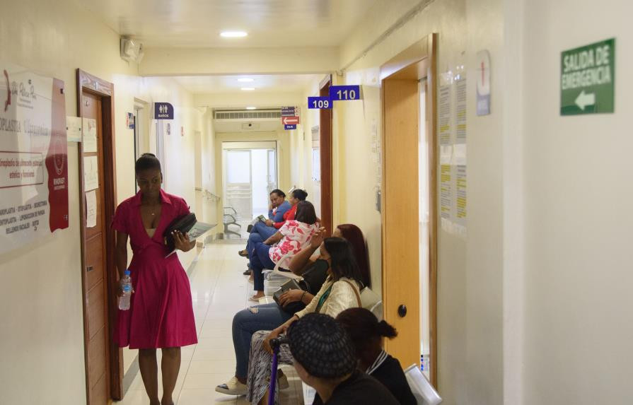 10012023 colegio medico y ars humano   joliver brito22 5b550206 focus 0 0 895 573