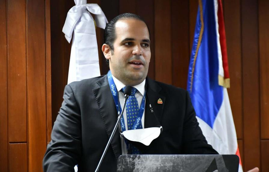 Leandro villanueva 1b9b0d18 focus 0 0 895 573