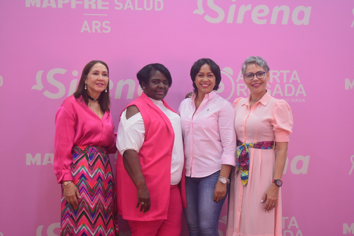 Sonia Rodru00edguez, Yanet Wilson, Raquel Jimu00e9nez y Mildred Tejeda