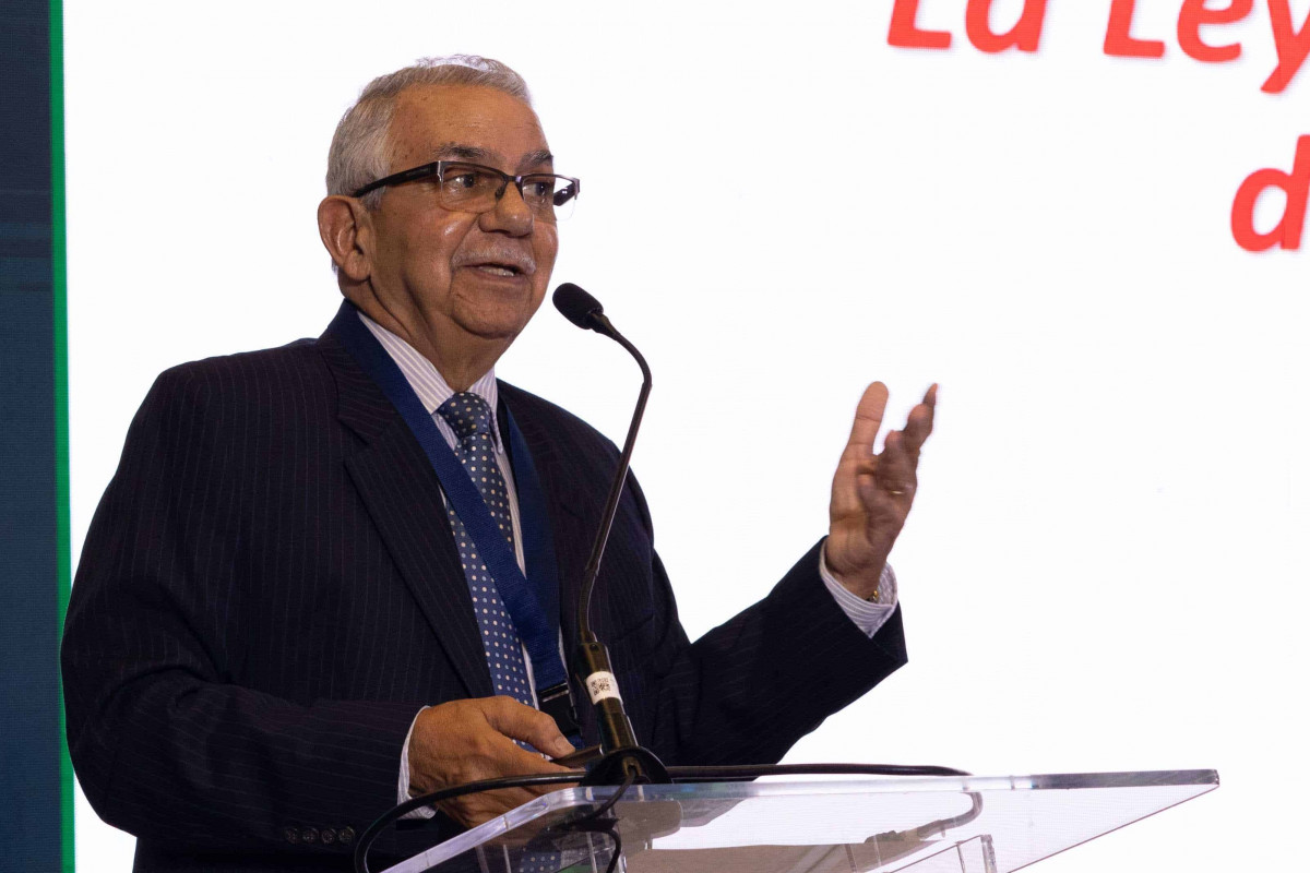 17072024 2do congreso bienal salud y seguridad social panel   joliver brito 10