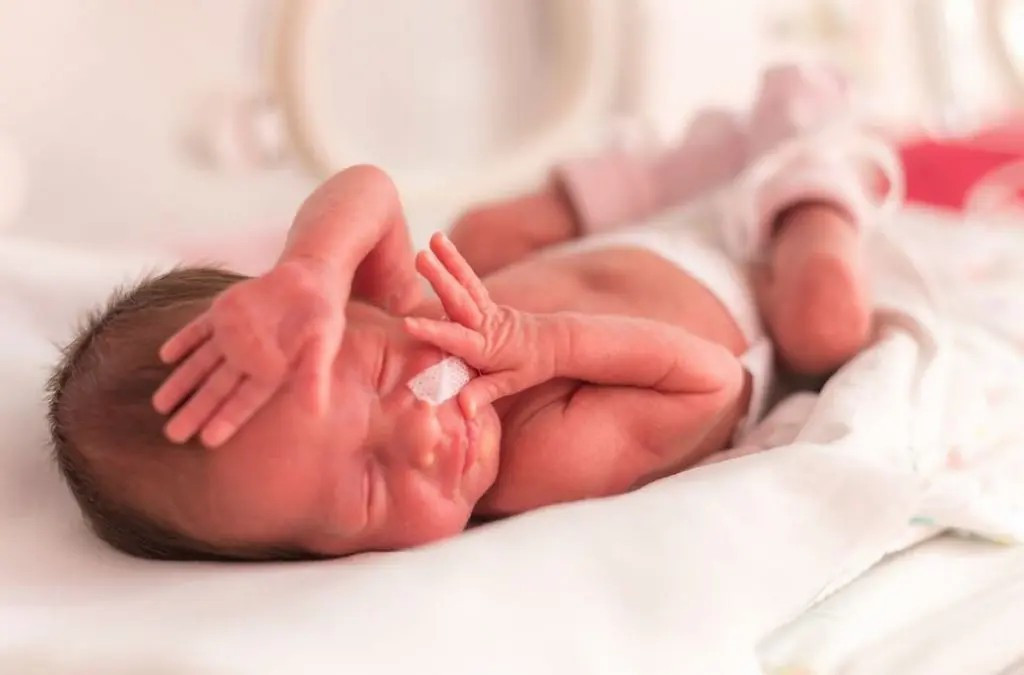 Bebe prematuro con VRS 1024x675 1