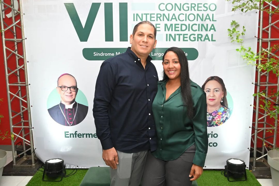 Inicia el Vll Congreso Internacional de Medicina Integral al Su00edndrome Metabu00f3lico a lo Largo de La Vida en San Francisco de Macoru00eds.Dicho congreso dedicado a Monseu00f1or Alfredo De La Cruz  Valdera, Obispo de la Diu00f3 (2)