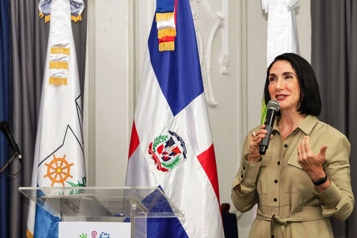 2 RAQUEL ARBAJE