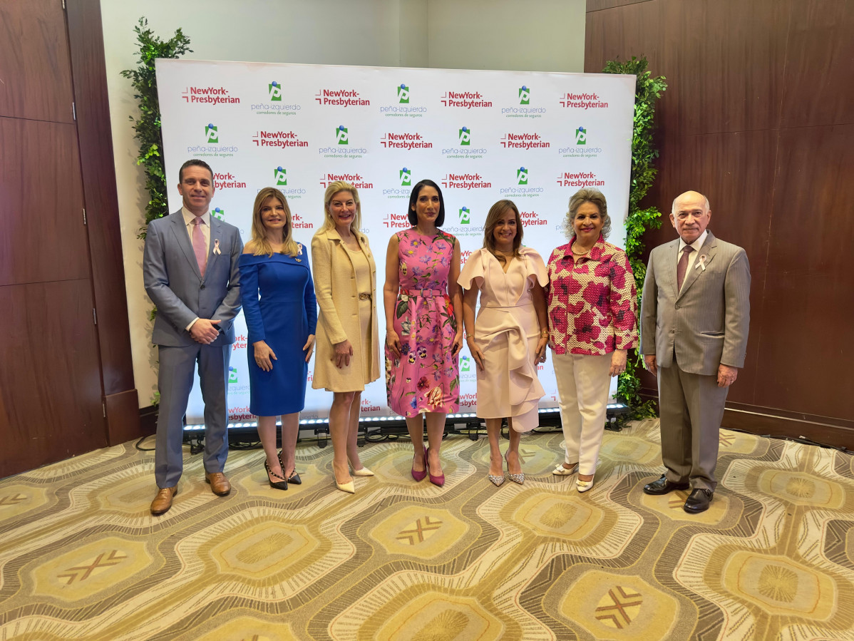 Foto 1, Andrea Daquino, Nancy Velazquez, Rache Simmons, Raquel Arbaje, Laura Peu00f1a, Alexandra Izquierdoy Luis Canela.