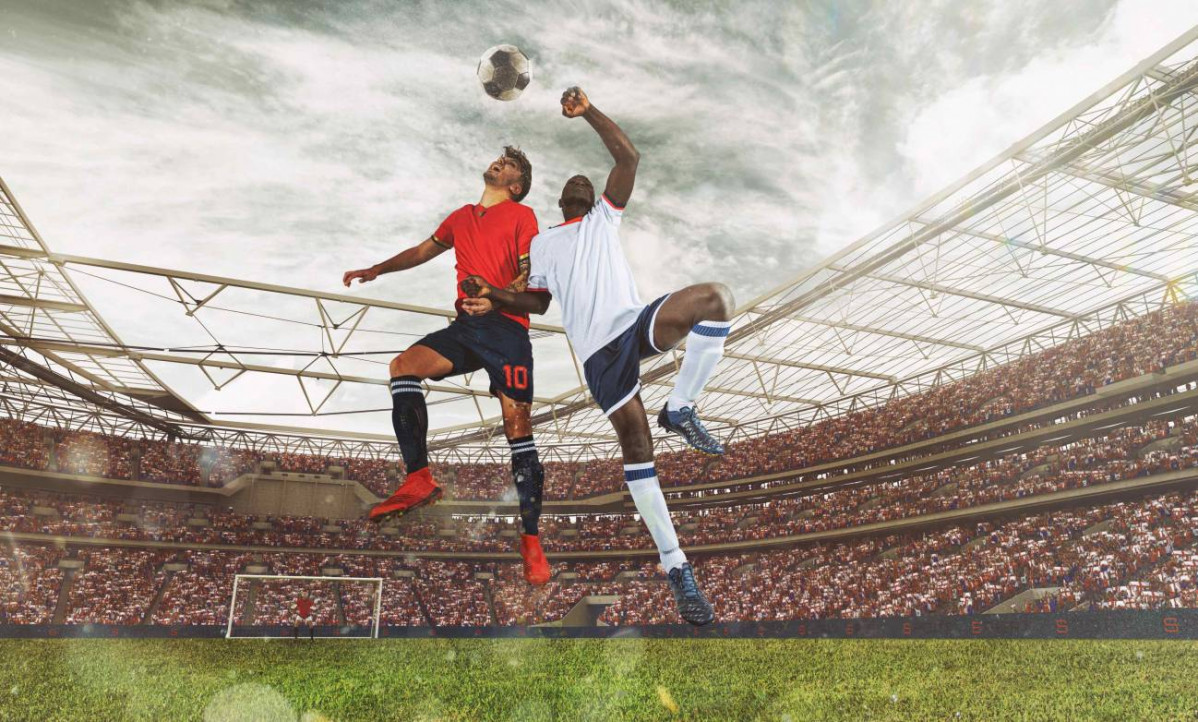 Mas impactos en la cabeza en futbolistas elevan el riesgo de enfermedades neurodegenerativas