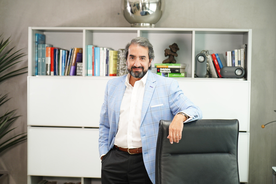 Dr. Jaime Caycedo