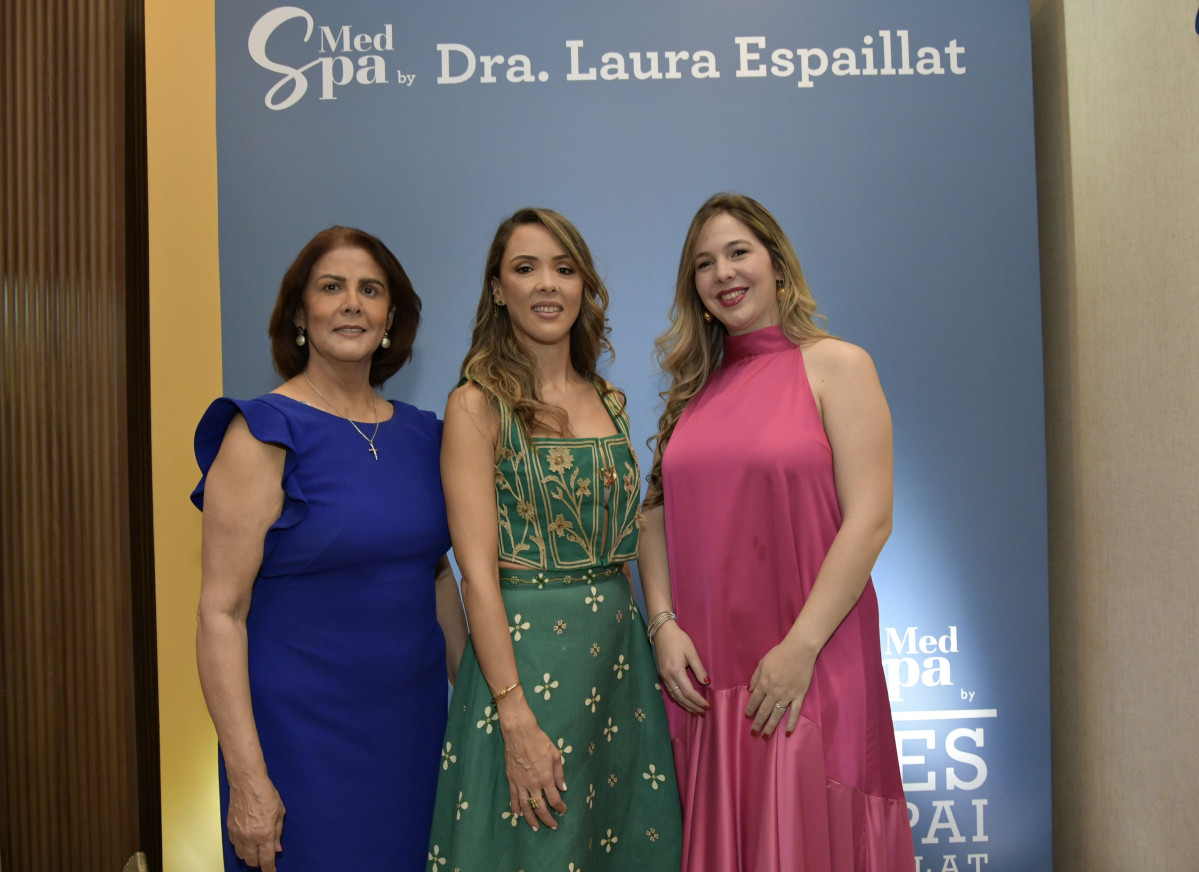 1 Elupina De Leu00f3n,Laura Espaillat y Maru00eda Carlota Soto
