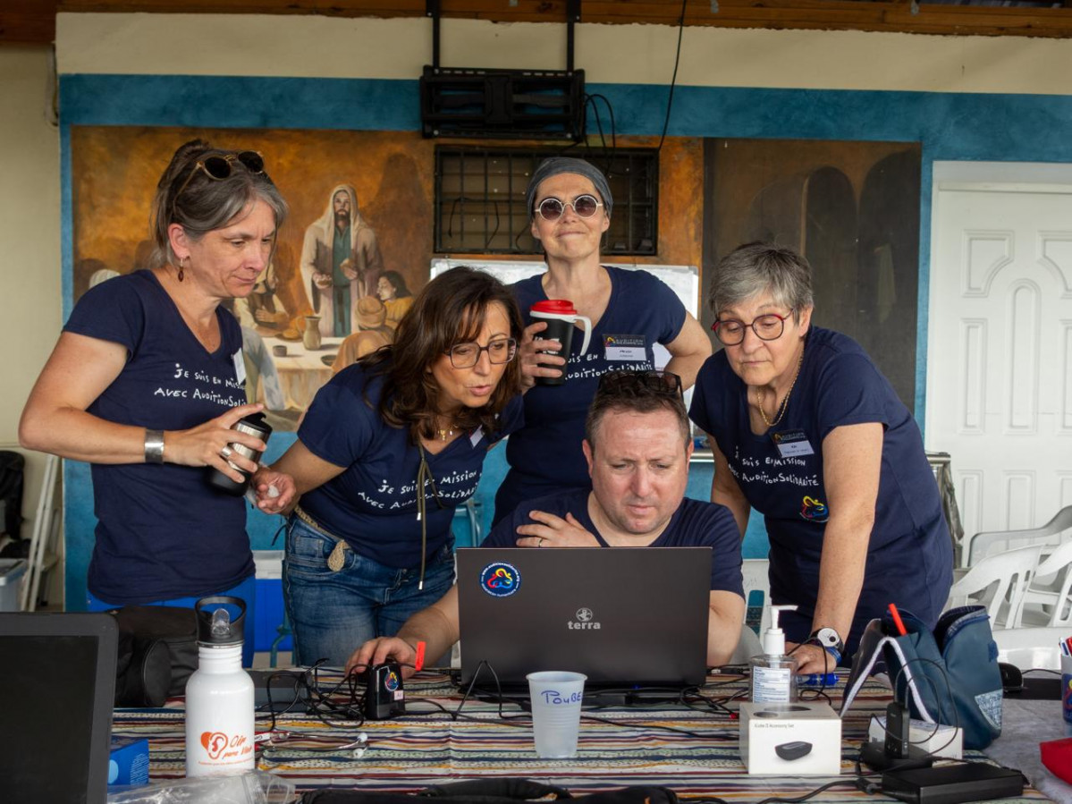 Operativos Fundacion Oir para Vivir