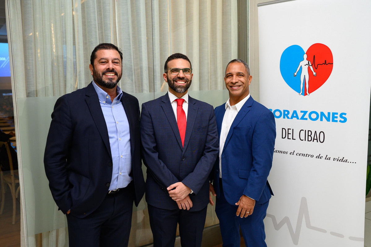 Fernando Vidal, Reynie Reinoso y Luis Feliz.