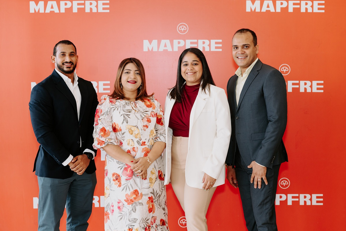 Jordaly Llano), Mari Mojica, Jenny Castillo y  Julio Cedano