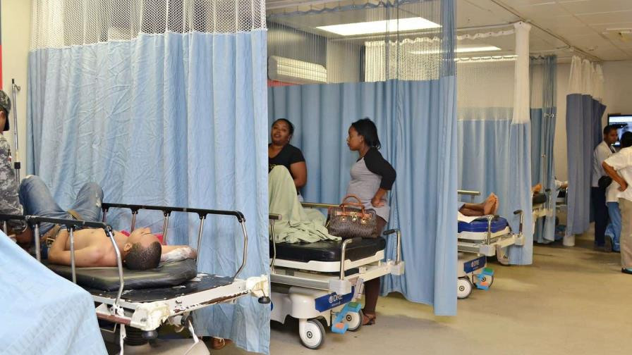 Medicos serian sancionados por rechazar pacientes en emergencias  focus 0 0 896 504